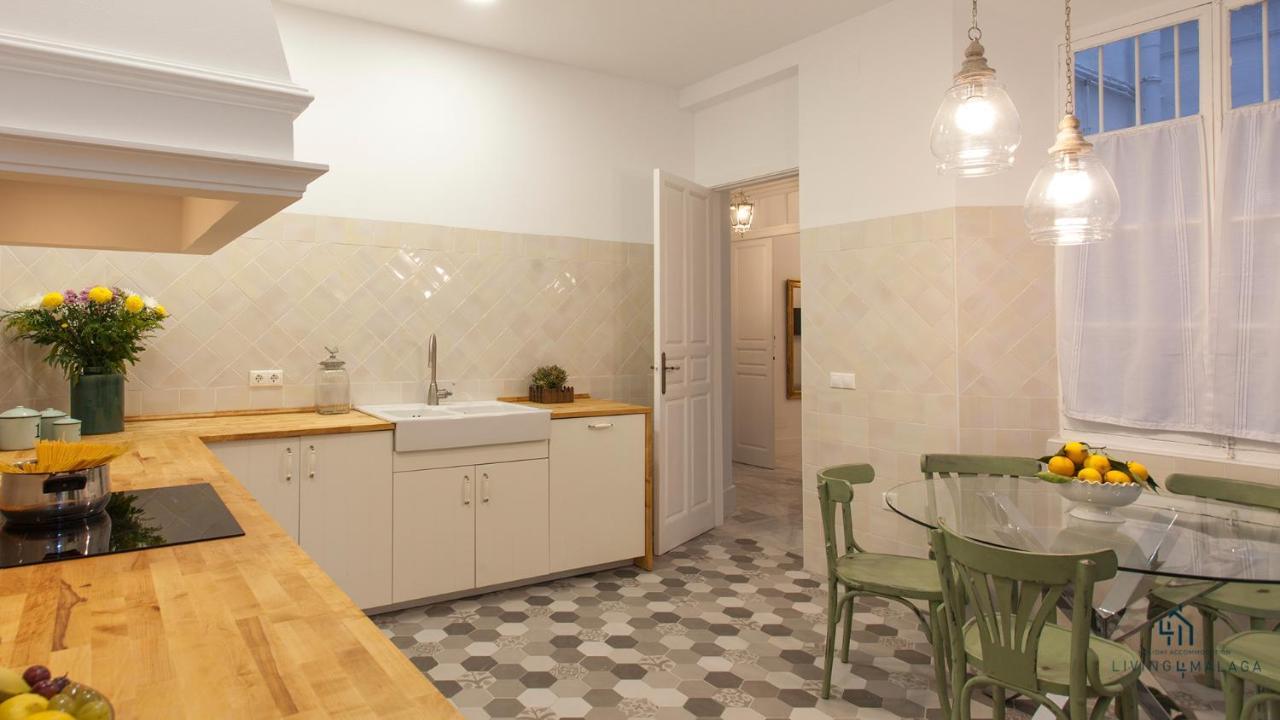 Living4Malaga Aduana Presidential Apartment Ngoại thất bức ảnh